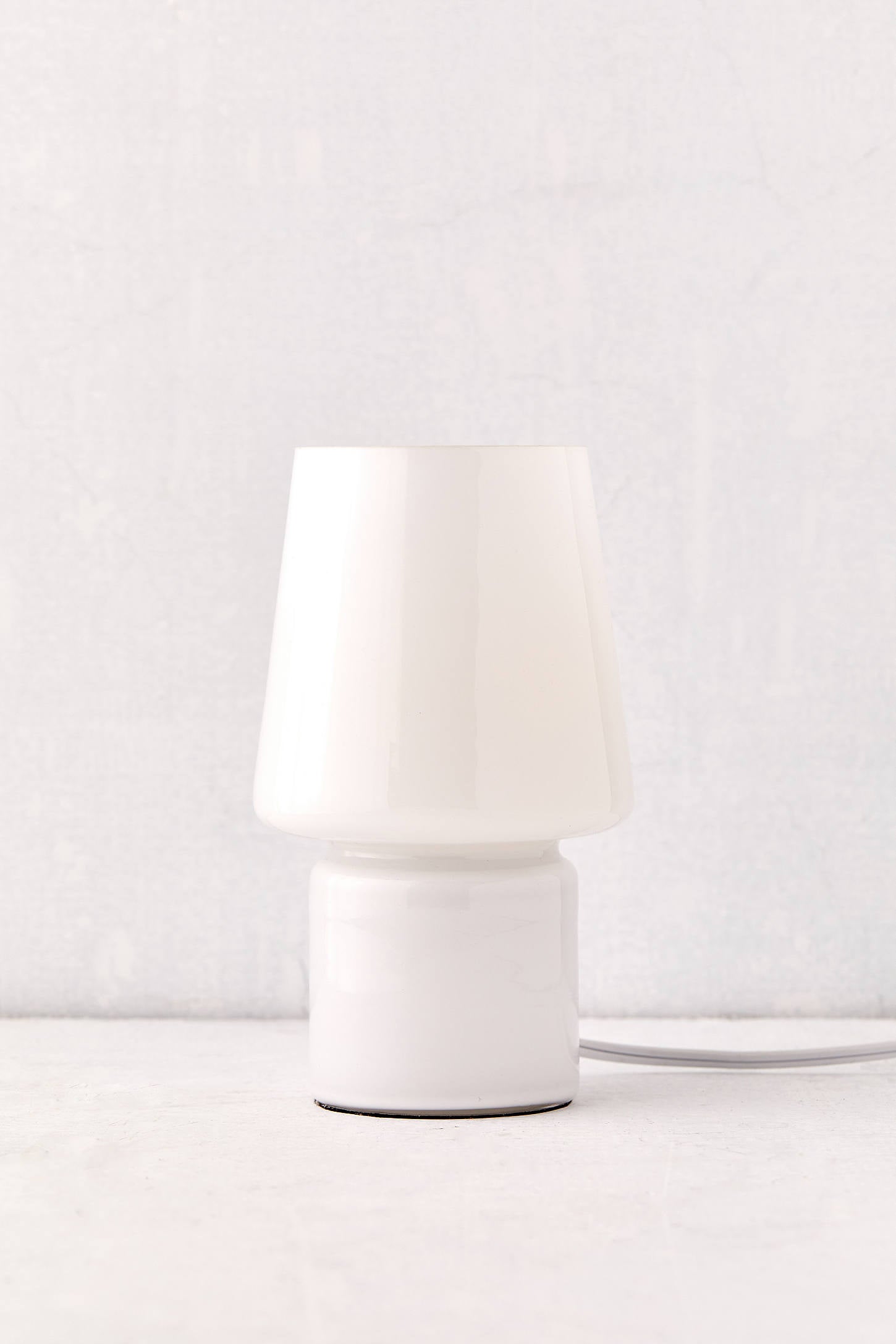 オシャレなランプ【Urban Outfitters】Little Glass Table Lamp Little Glass Table Lamp | Urban Outfitters