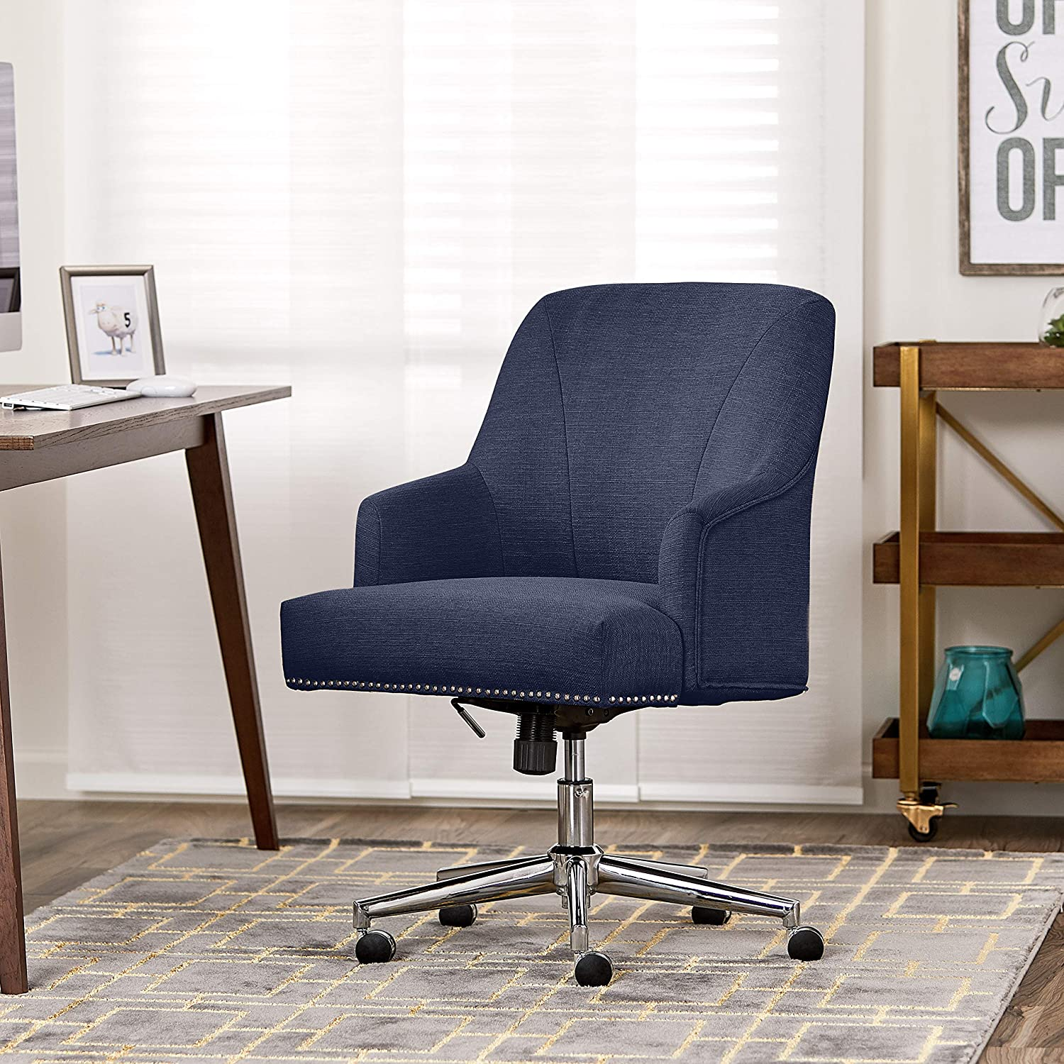 Featured image of post Home Office Chairs With Wheels