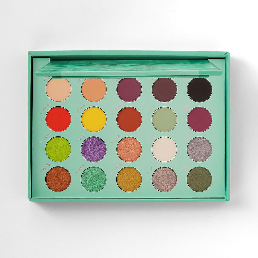 Daisy marquez palette store