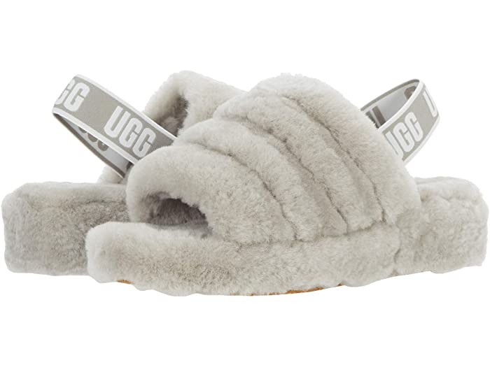 yeezy fuzzy slippers