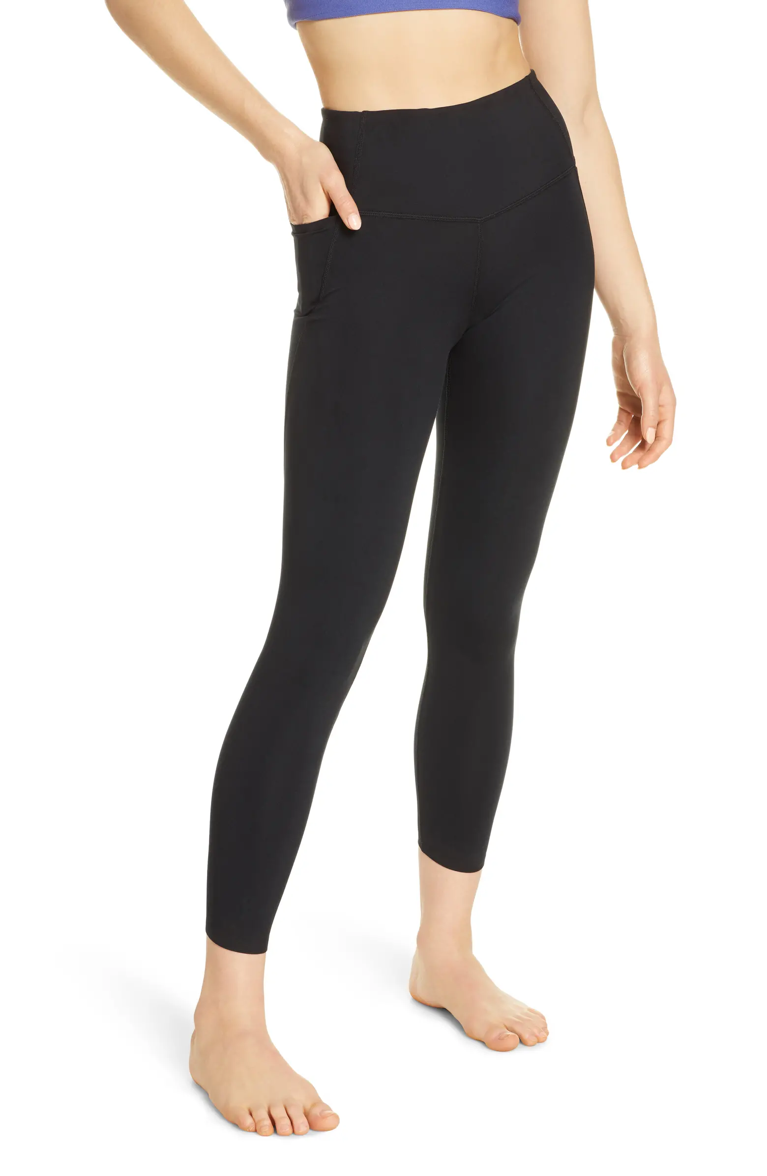 moisture wicking leggings with pockets