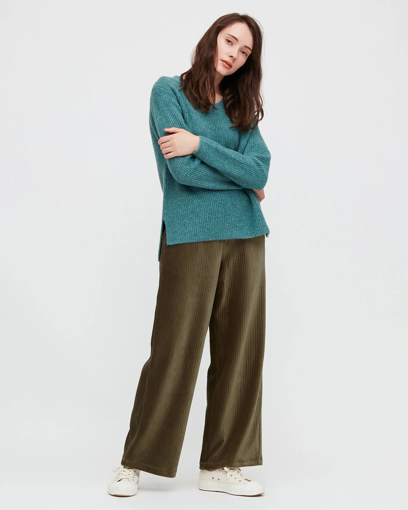 Uniqlo top corduroy pants