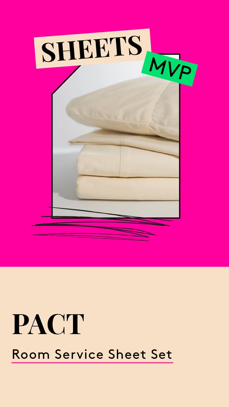 Sheet set MVP. This is a photo of the Pact Room Service Organic cotton sheet set.