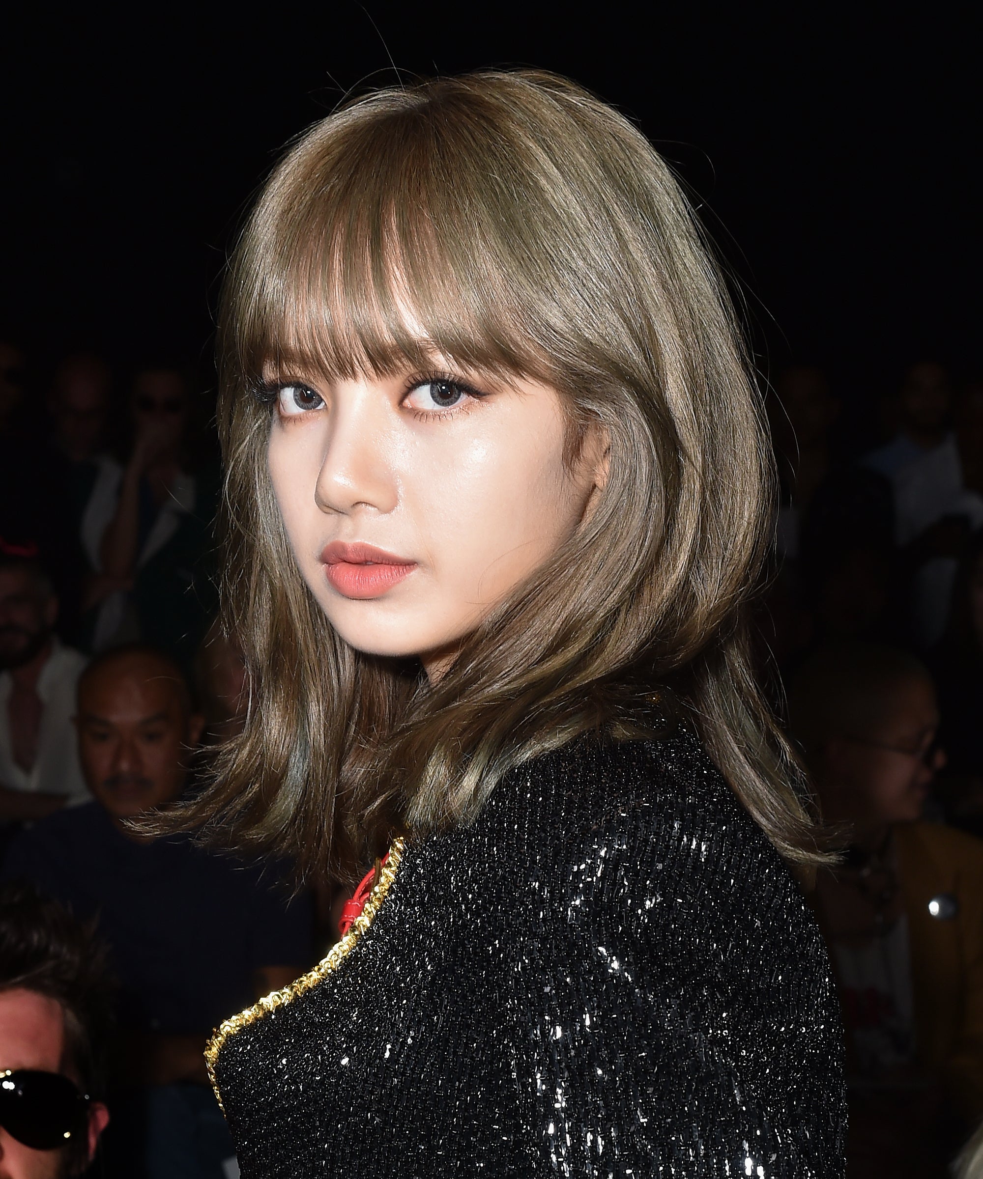 Why is no one talking about Lisa Manobans iconic new hair  YAAY KPOP