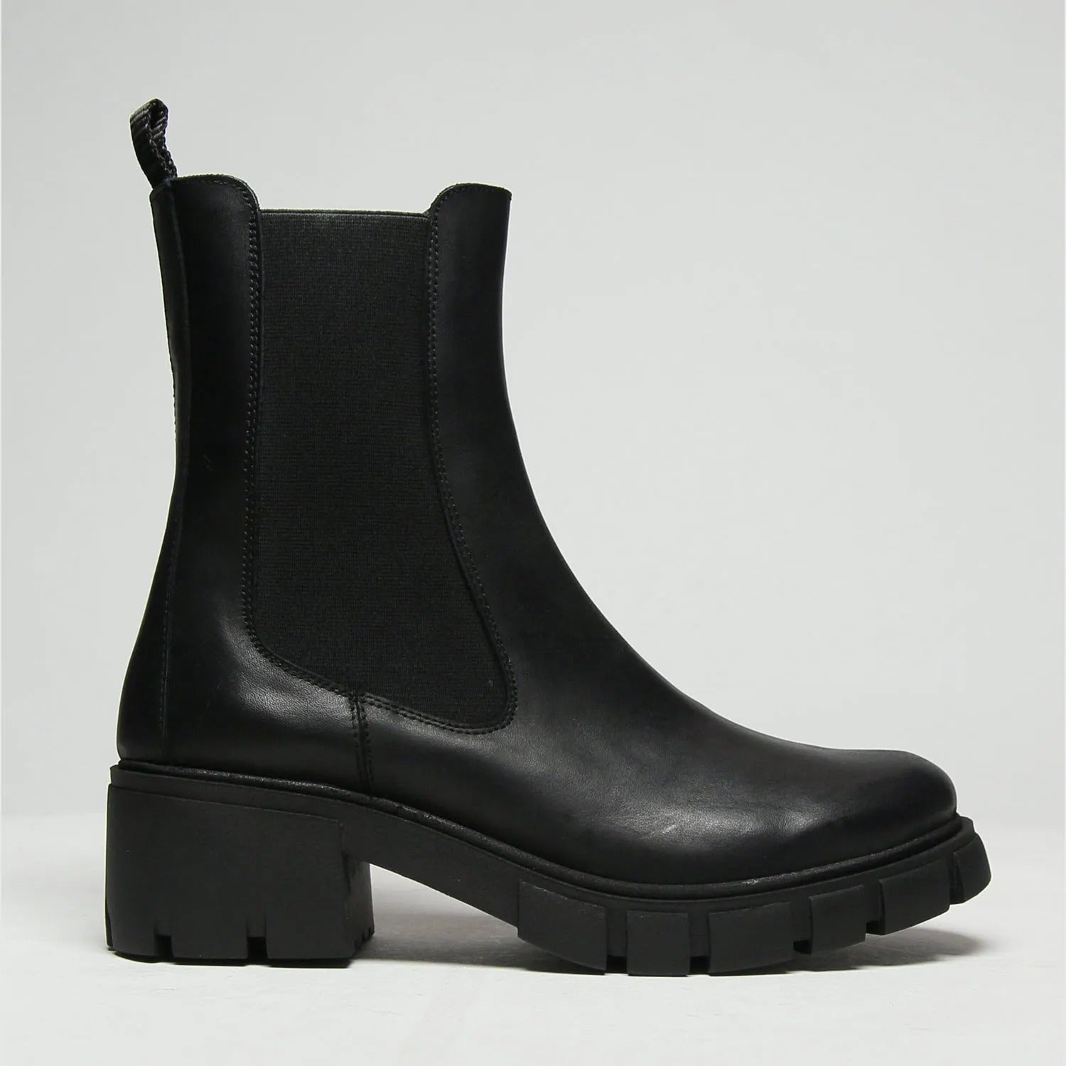 Schuh + Black Alba Cleated Leather Chelsea Boots