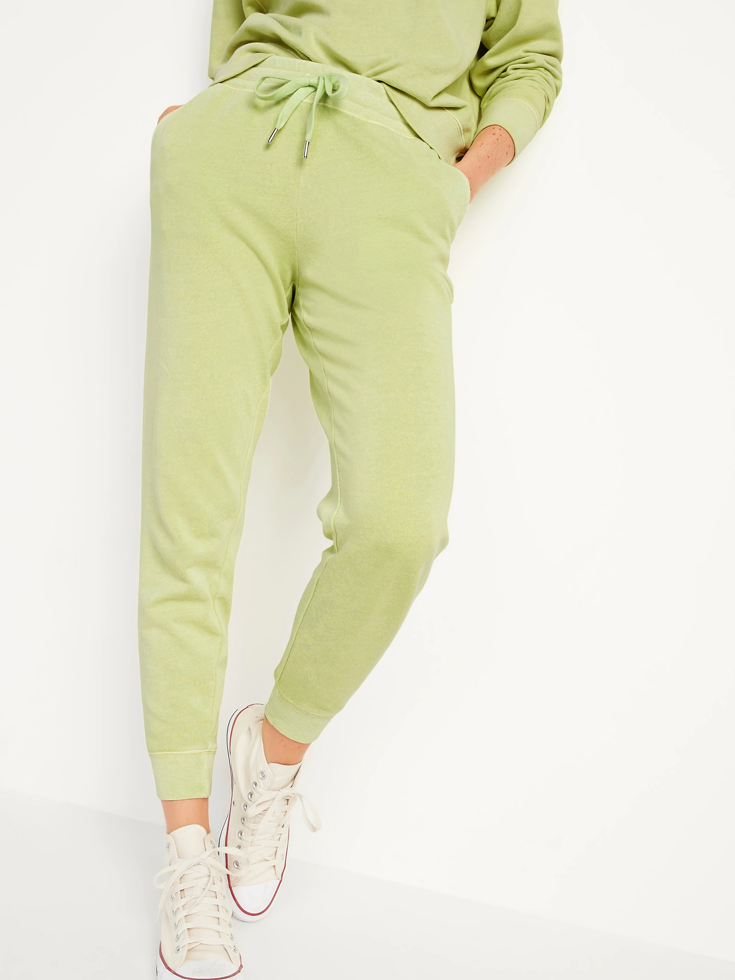 mens tapered jogger sweatpants