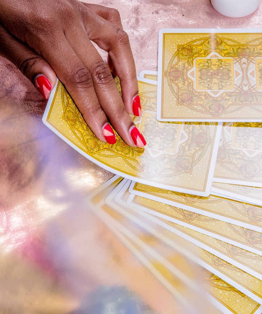 I Let Tarot Cards Guide My Life & It Changed My Entire Week