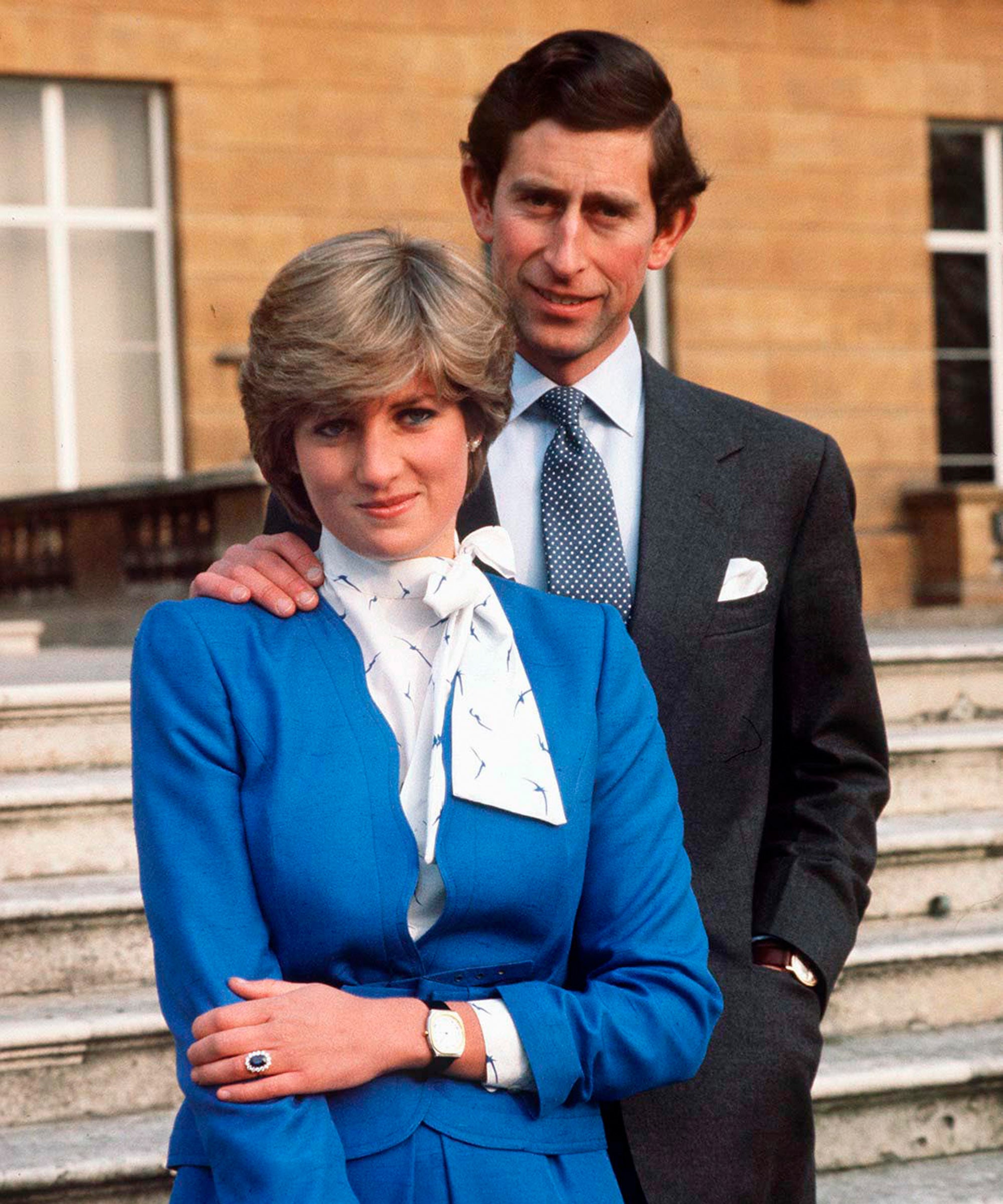 The engagement ring that was given to the late Princess Diana by her  husband Prince Charles of Wales was pa… | Royal engagement, Princess diana, Princess  diana ring