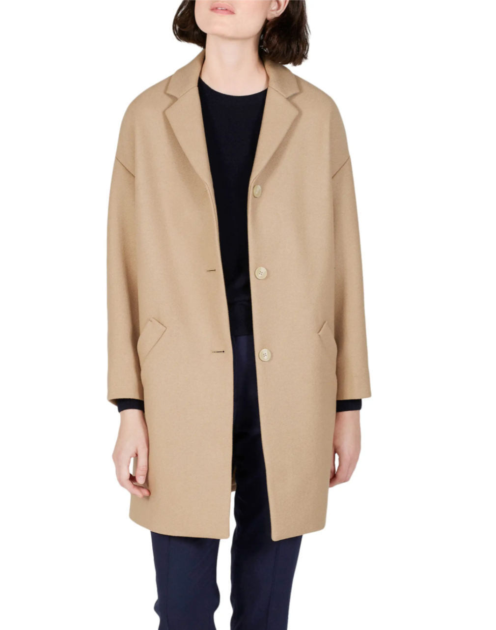 everlane cocoon coat black
