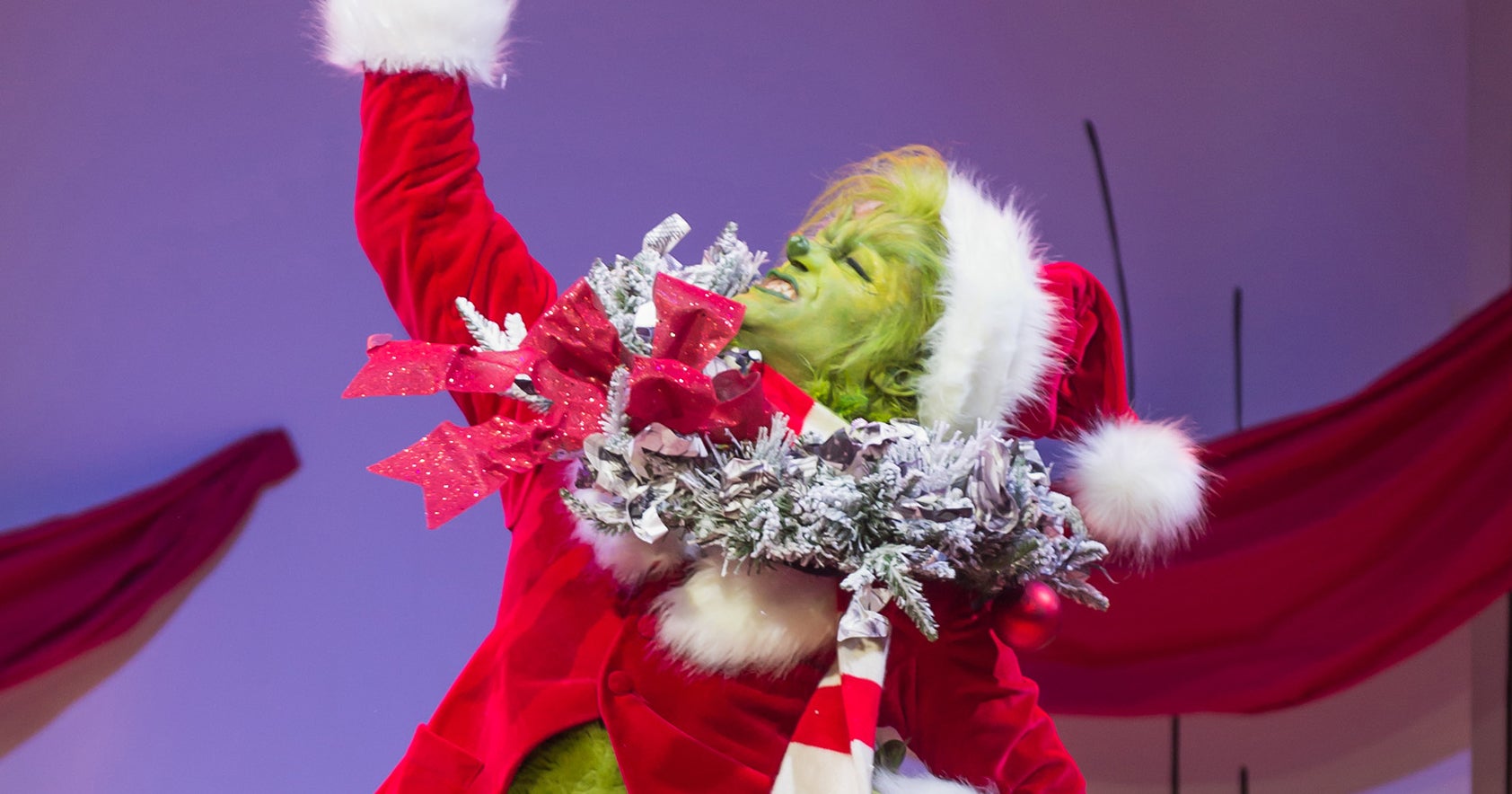 The Grinch Musical Nbc Cast Who Plays the Grinch in The Grinch
