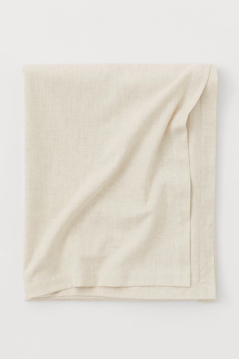 H&M + Linenblend Tablecloth