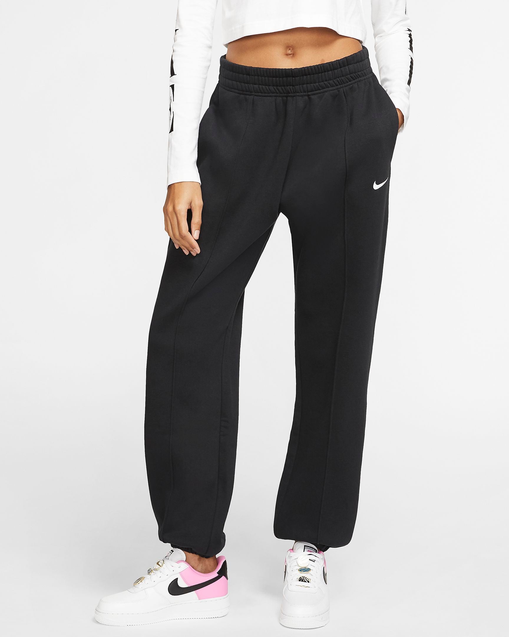 Nike + Sportswear Essential Fleece Pants