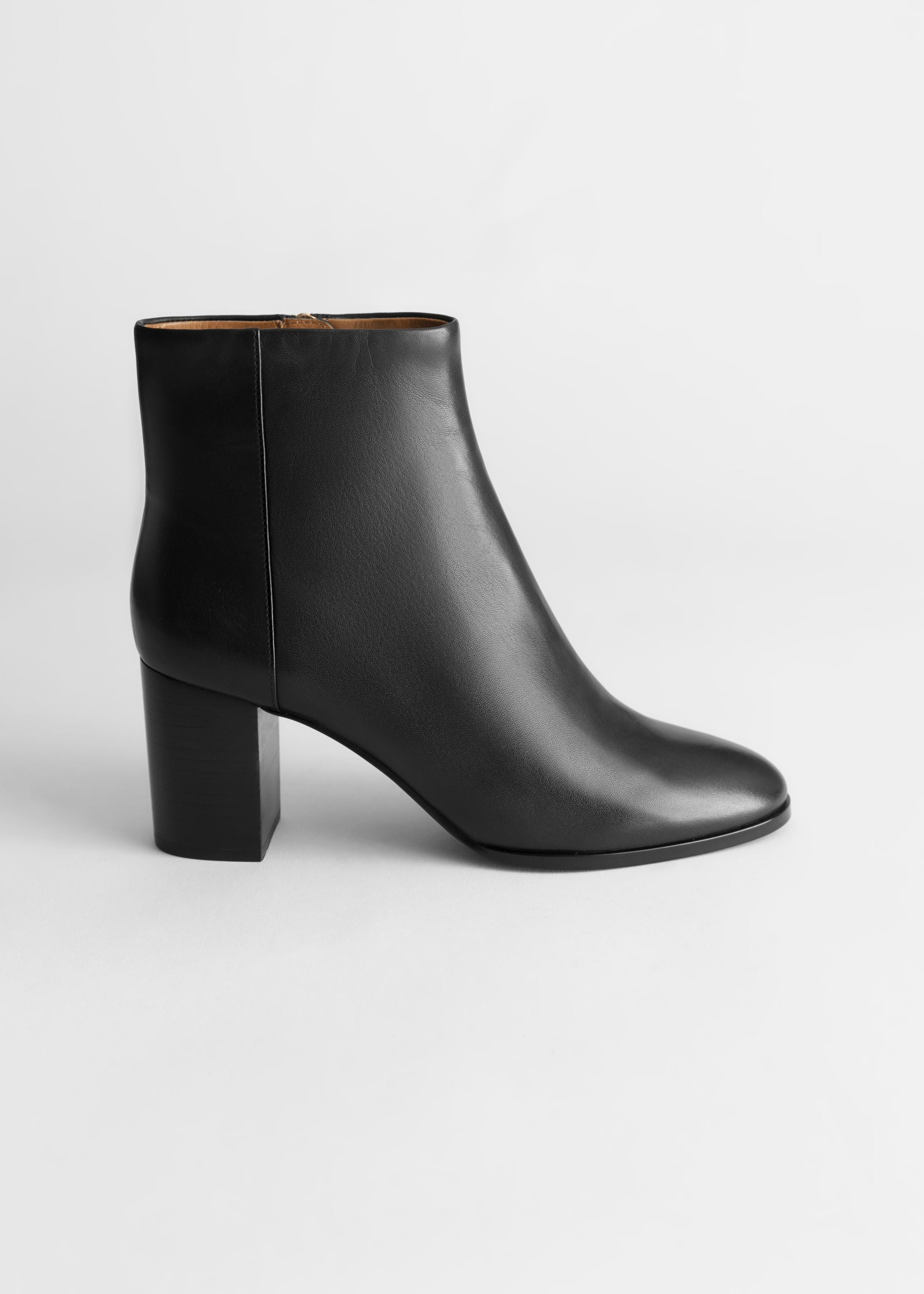 1460 smooth leather ankle boots