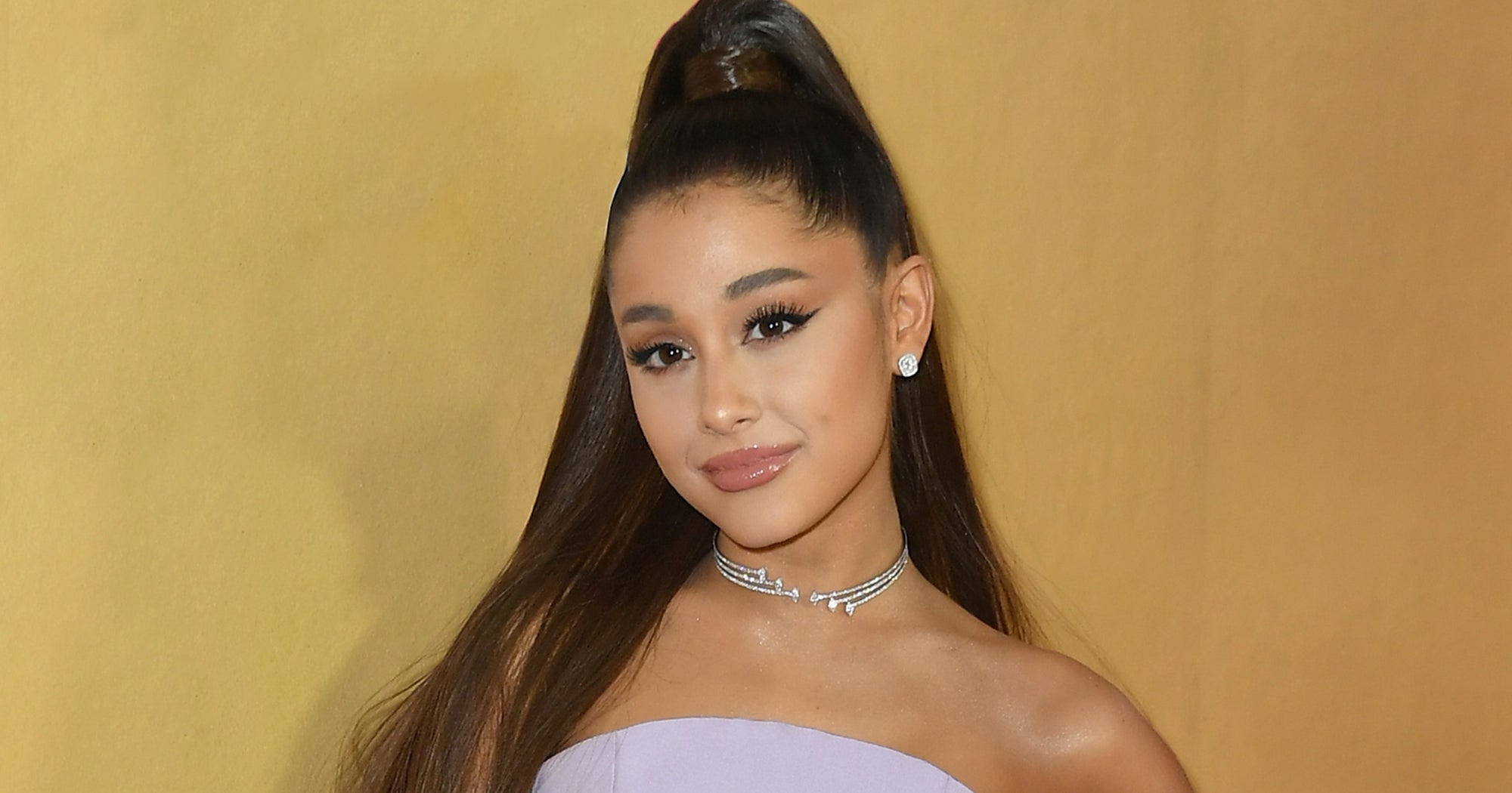 Ariana Grande Pearl Engagement Ring Is Non Traditional