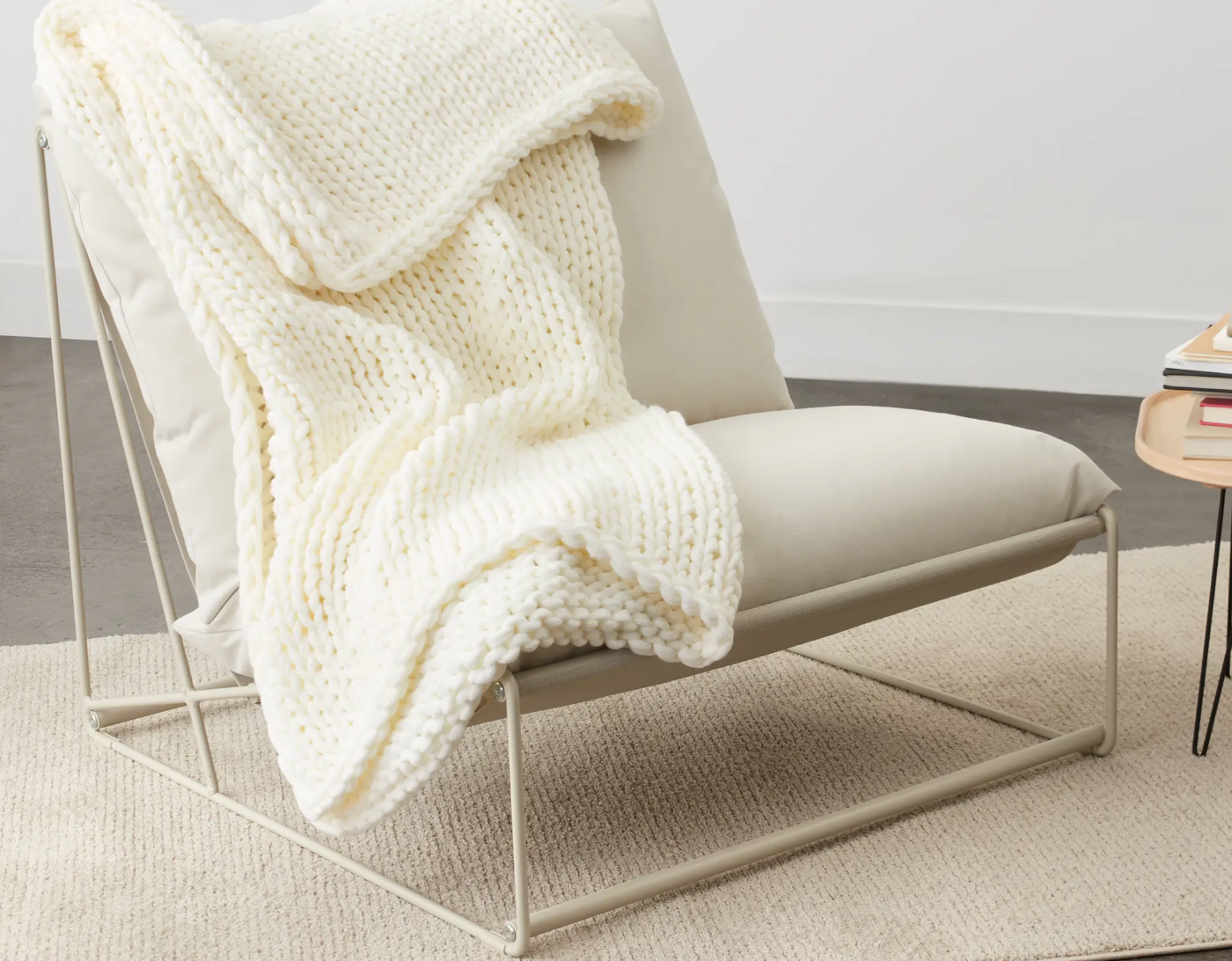 BAREFOOT DREAMS® + CozyChic Throw Blanket