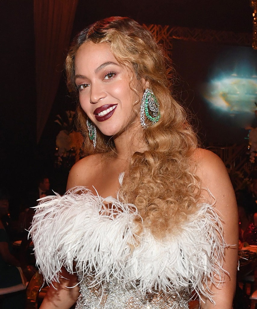 Beyoncé’s Holiday Gift Is A Massive F*ck You To 2020