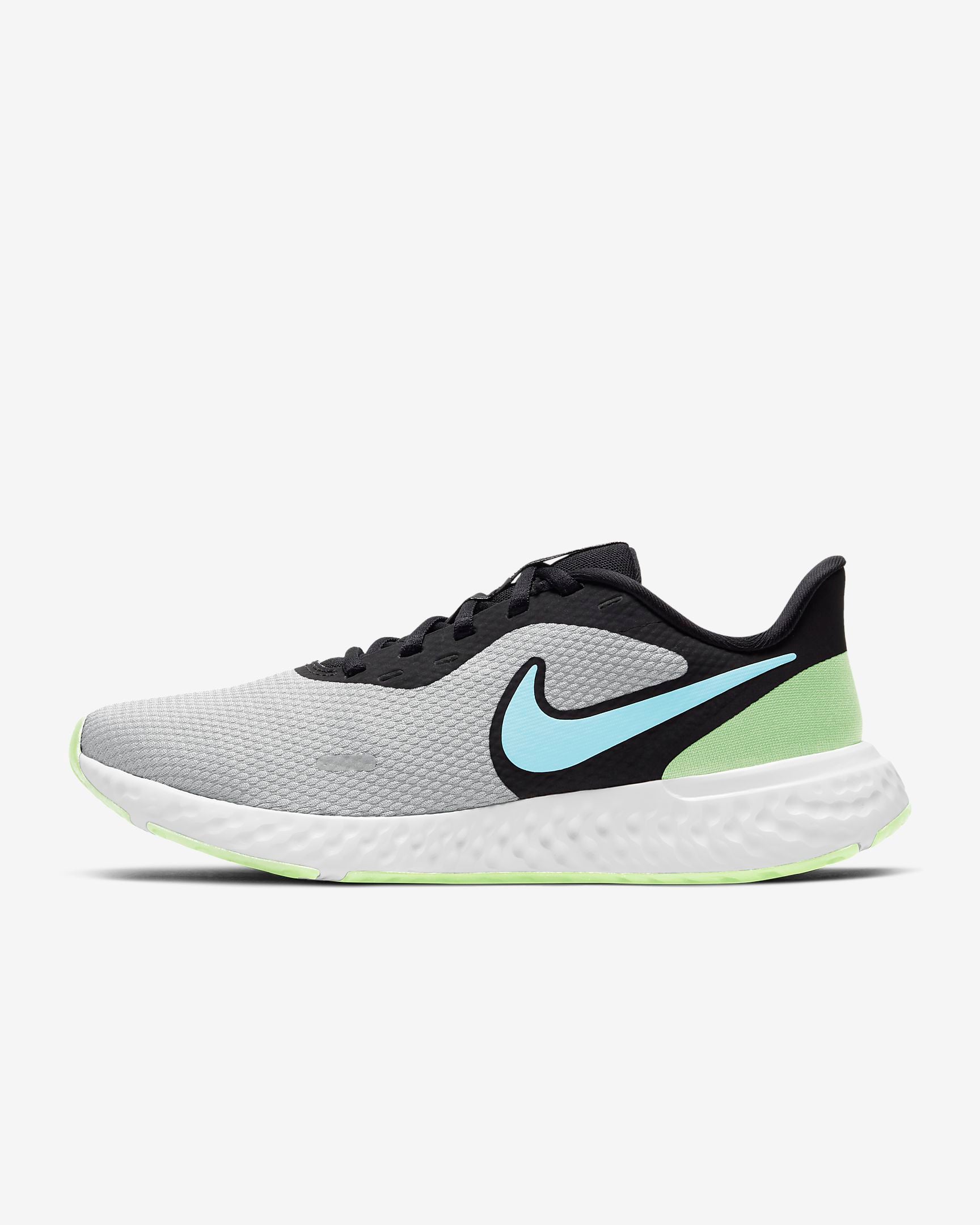 sneakers nike revolution 5