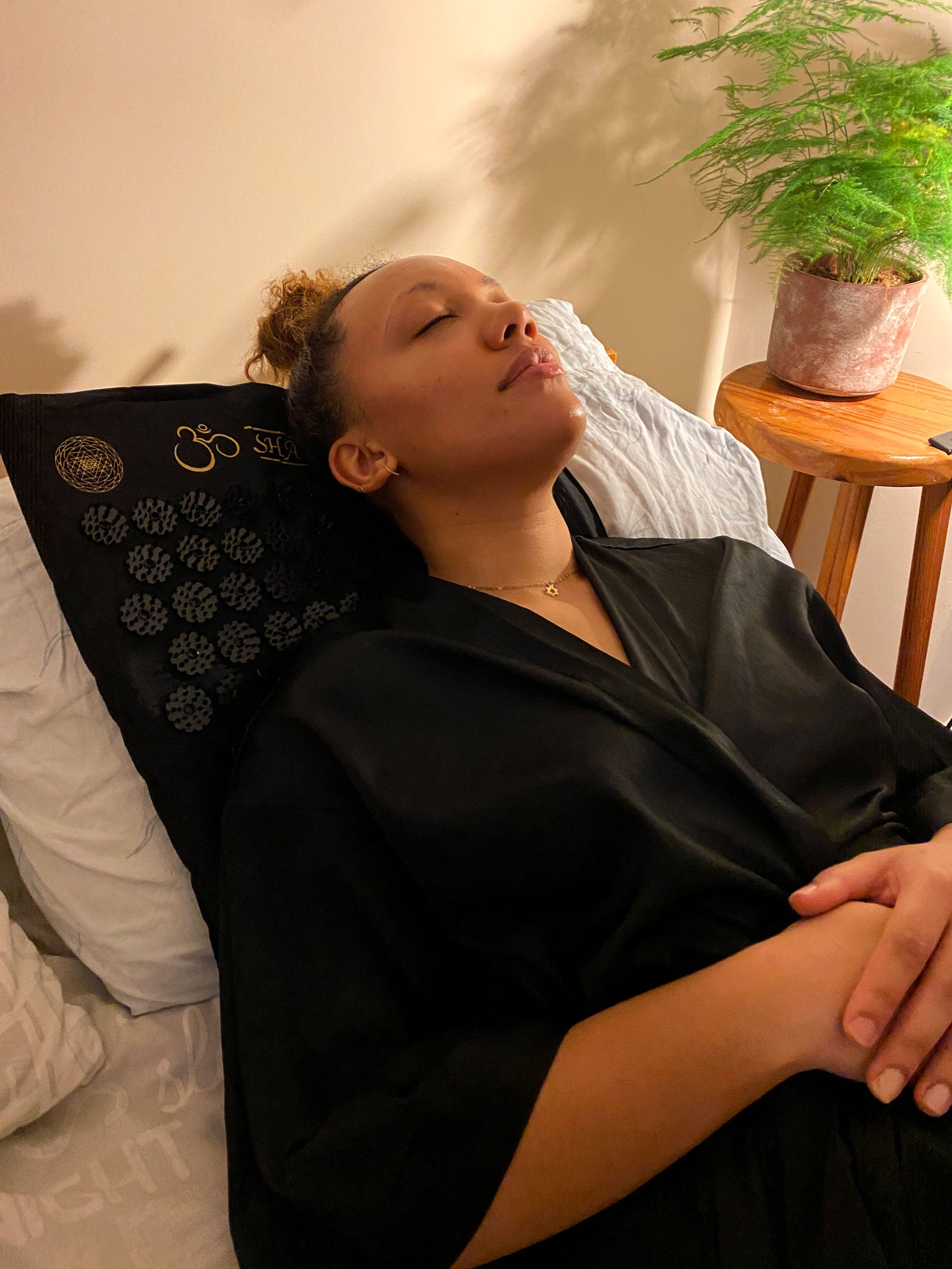 Best Acupressure Mats To Cure WFH Back Pain Reviews