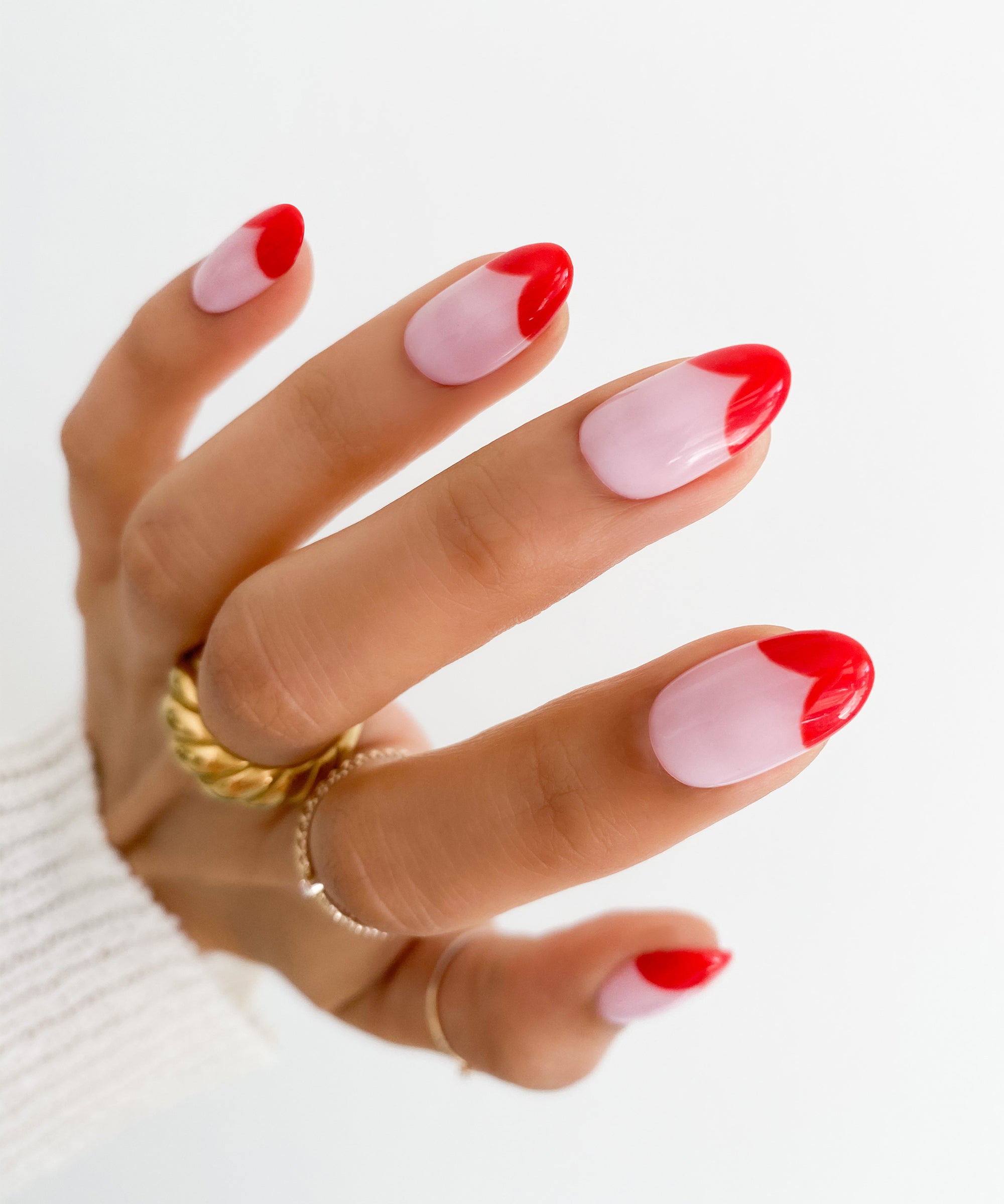 Heart-Tipped French Manicure Nail Art Trend For V-Day