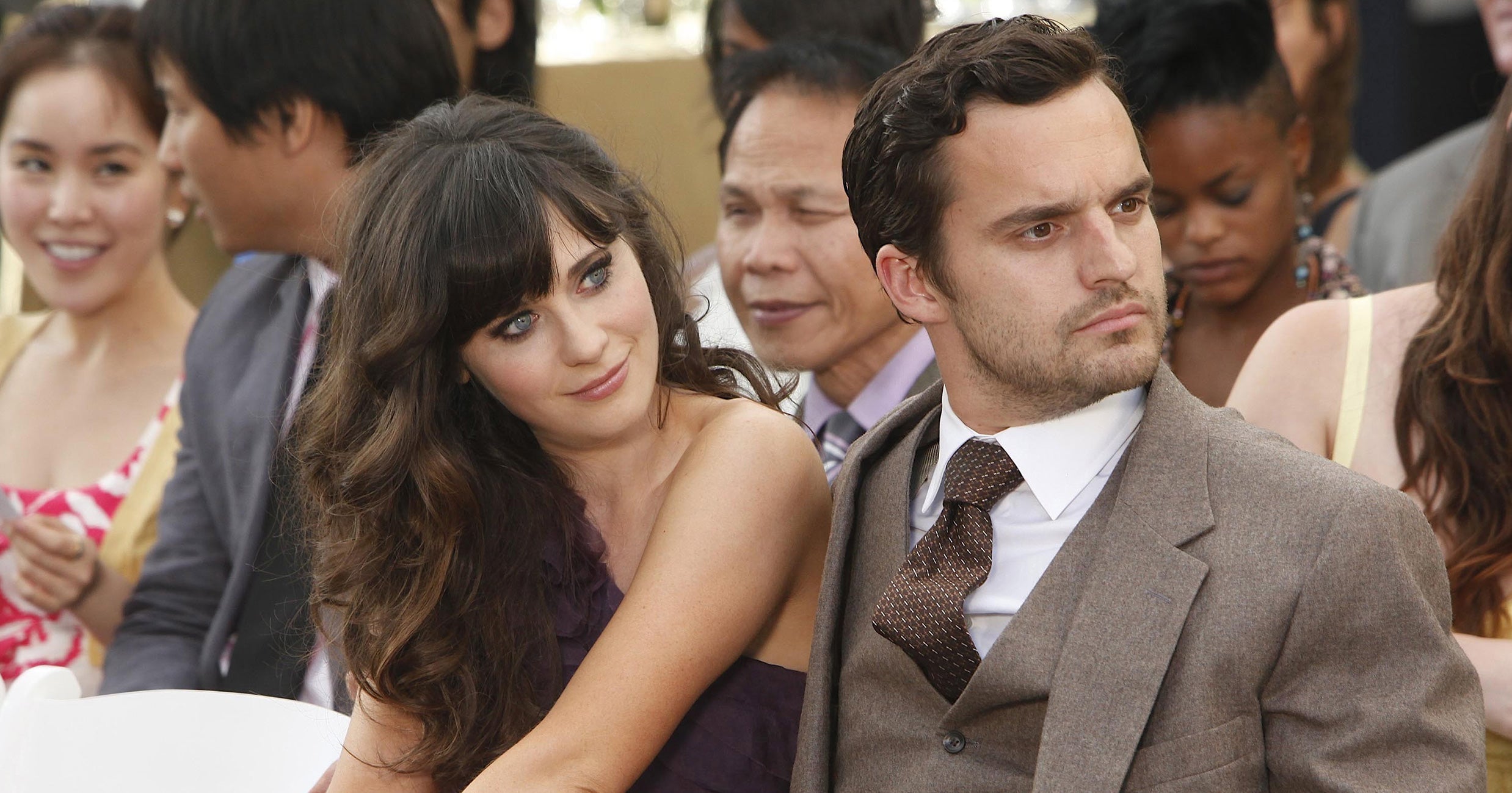 19 TV Shows Like New Girl To Watch On Netflix Hulu - Shows To Watch If You Like New Girl