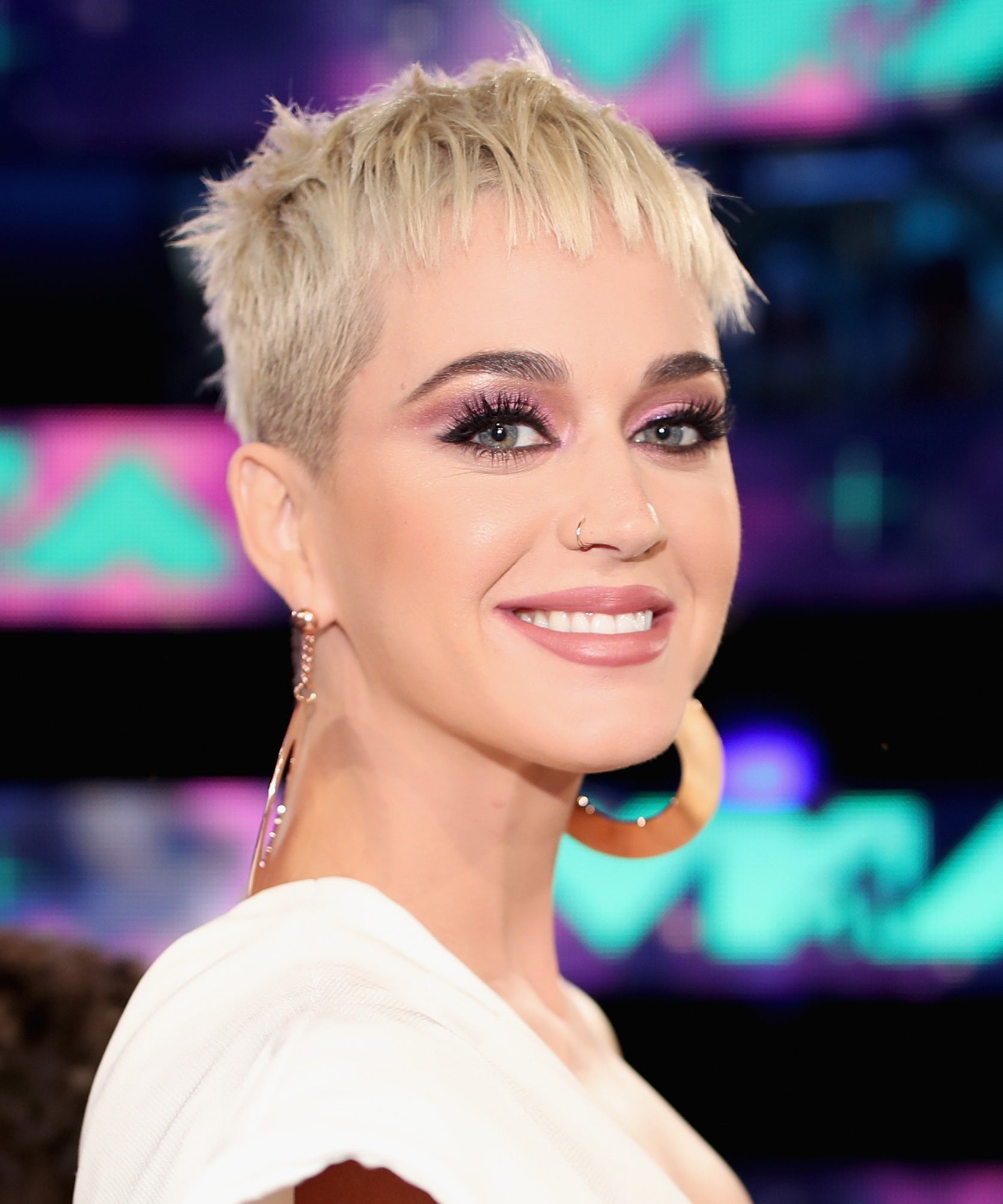 Katy Perry Dyed Hair Dark Brown With Long Extensions