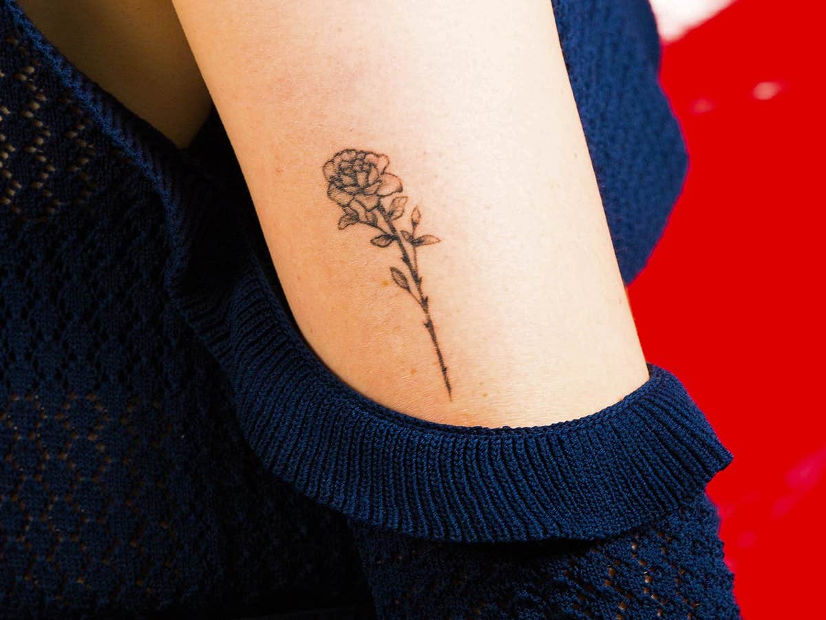 Small Rose Tattoo Ideas That You Ll Love Forever 21 Small Rose Tattoo Ideas That You Ll Love Forever 21