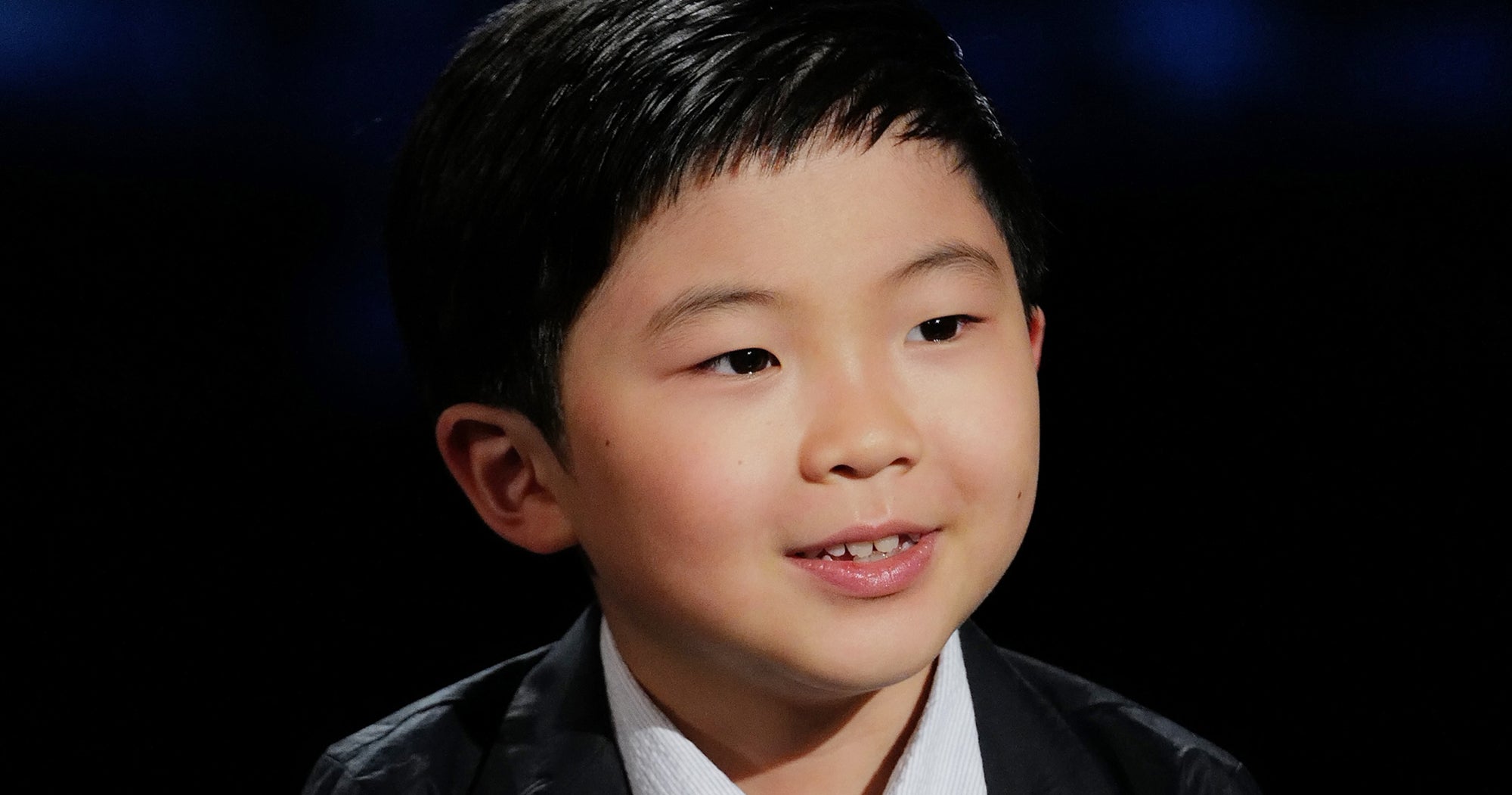 Minari Star Alan Kim Cries During Acceptance Speech