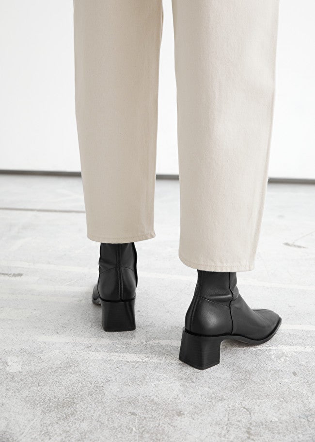 Cropped cut hotsell jeans