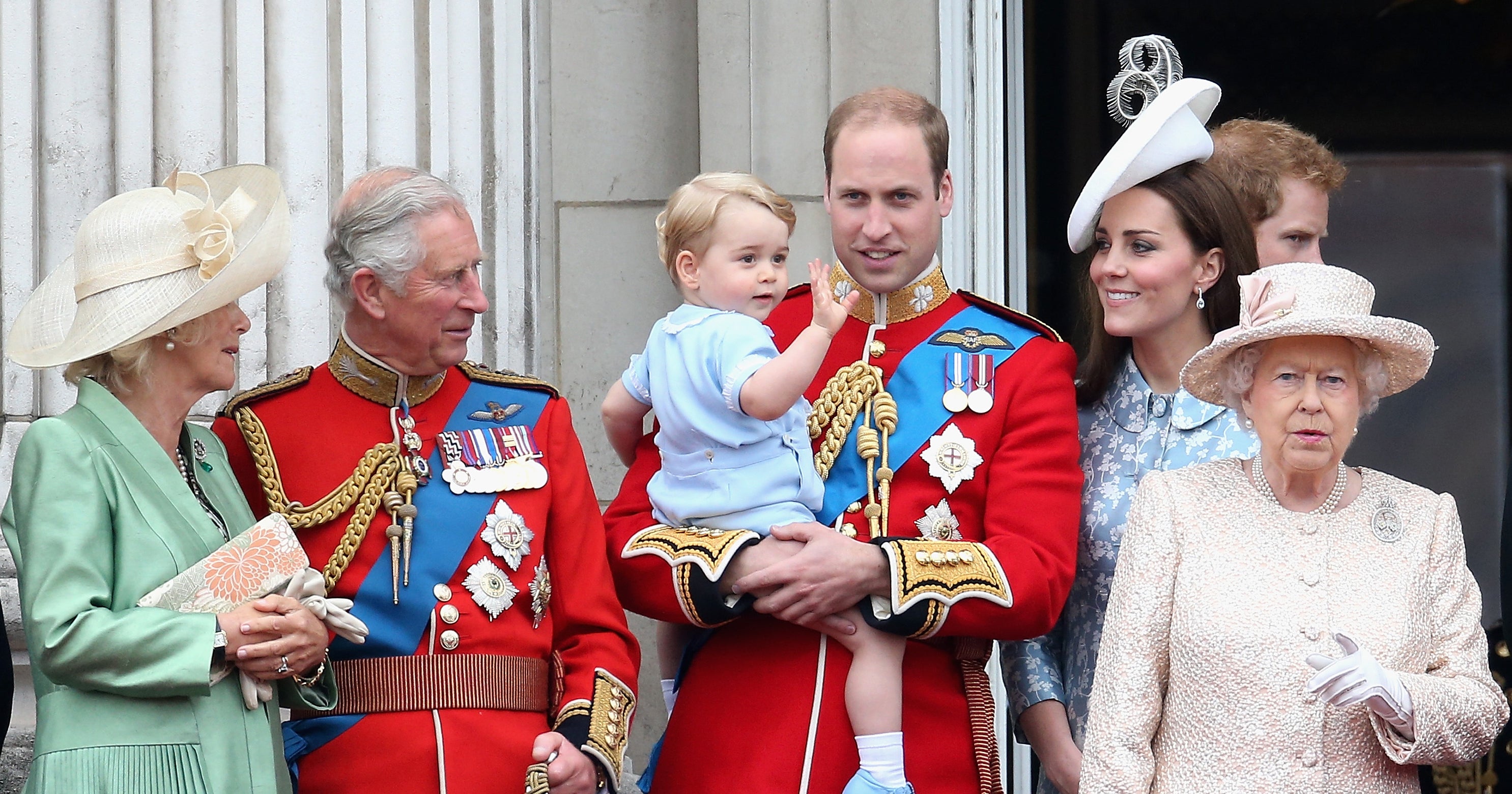 GLOBE: The British Royal Family Broke - Queen Elizabeth 