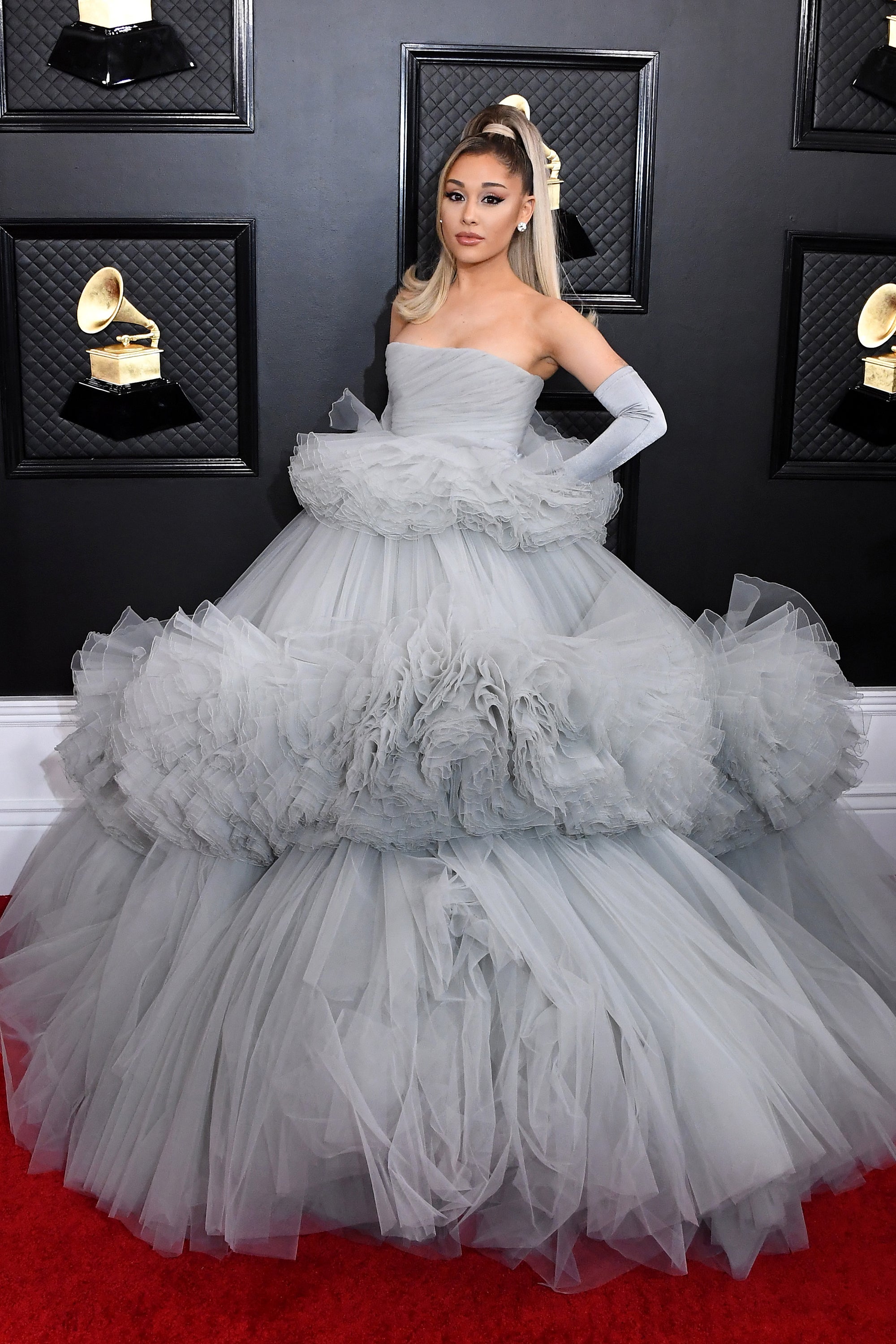 These Are The Best Grammys Looks Of All Time