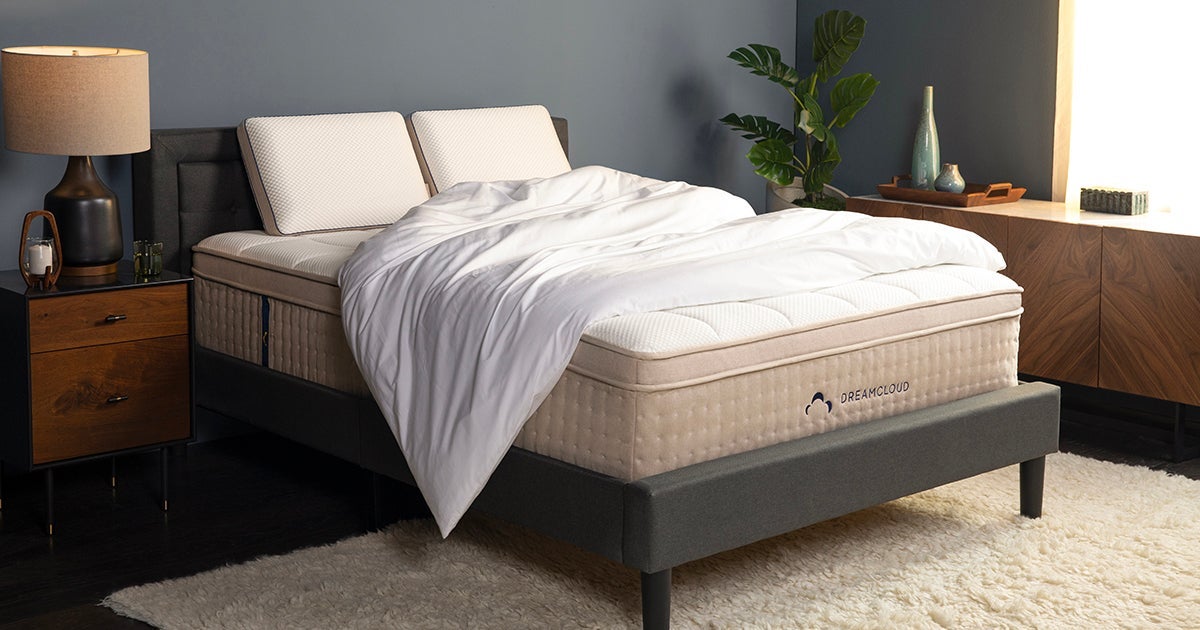 hybrid queen mattress by tech