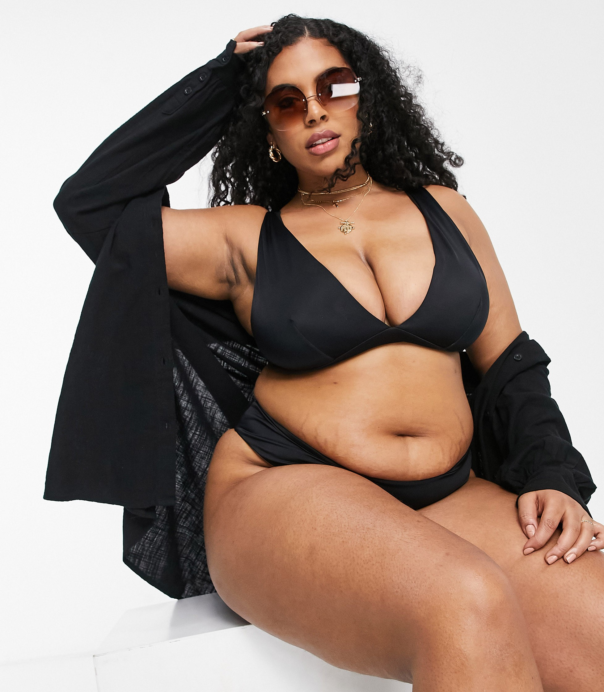 Best Plus-Size Swimsuits For Women 2021