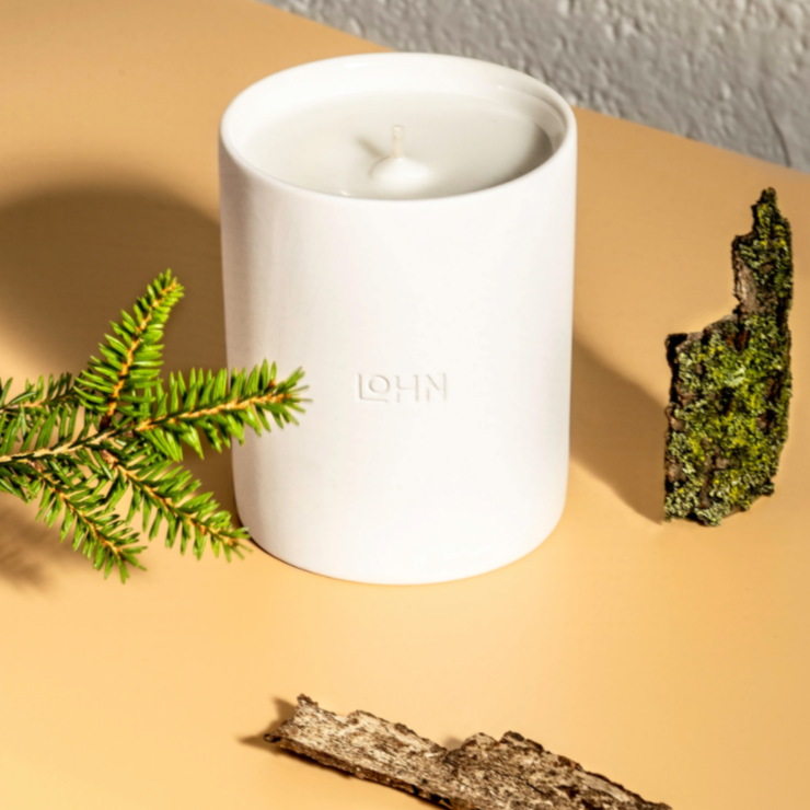 Relaxing Aromatherapy Candles To Help You Sleep Better