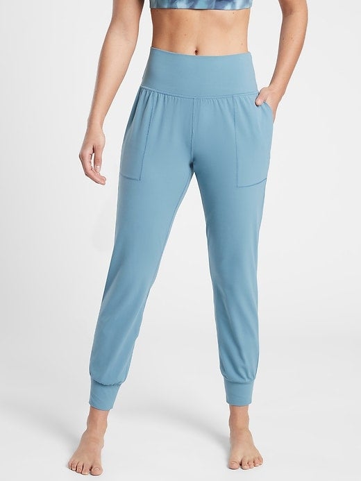 utility jogger gap