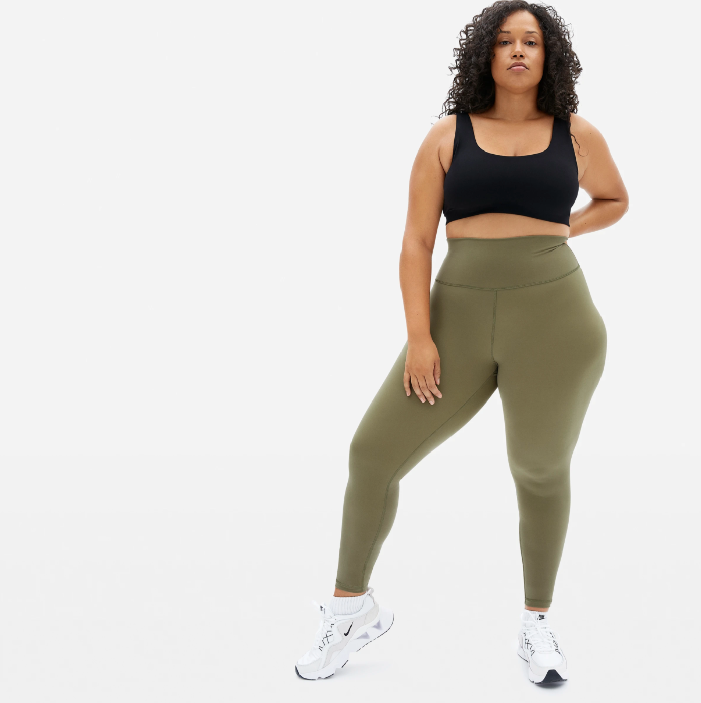 Everlane + The Perform Legging