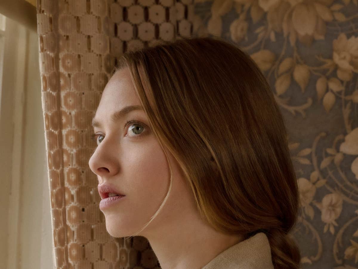 Netflix Trailer For Things Heard Seen Horror Film