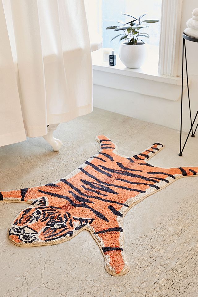 Area Rugs + Throw Rugs, Urban Outfitters