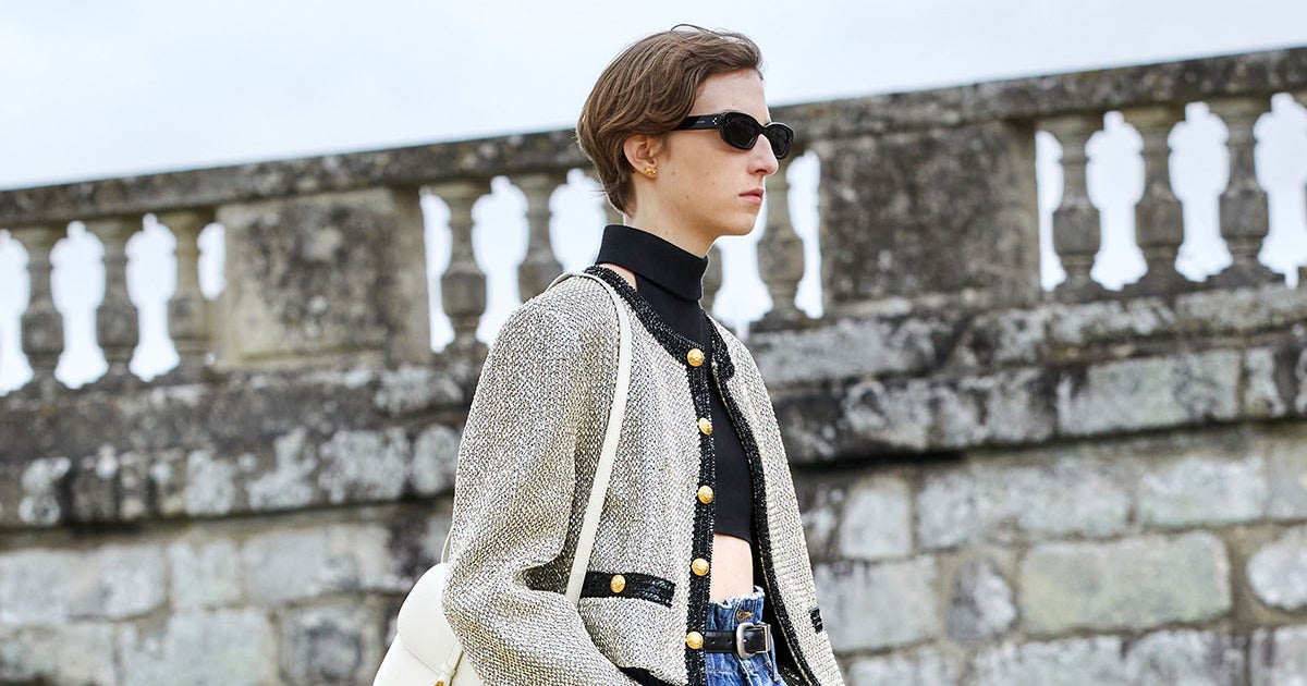 Celine Winter '21 Collection Featured Baggy Jeans Celine Winter '21 Collection Featured Baggy Jeans