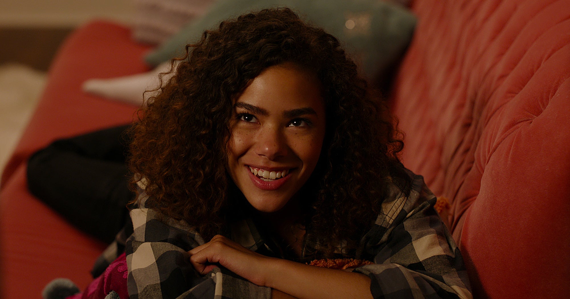 Netflix Ginny & Georgia Renewed For Season 2