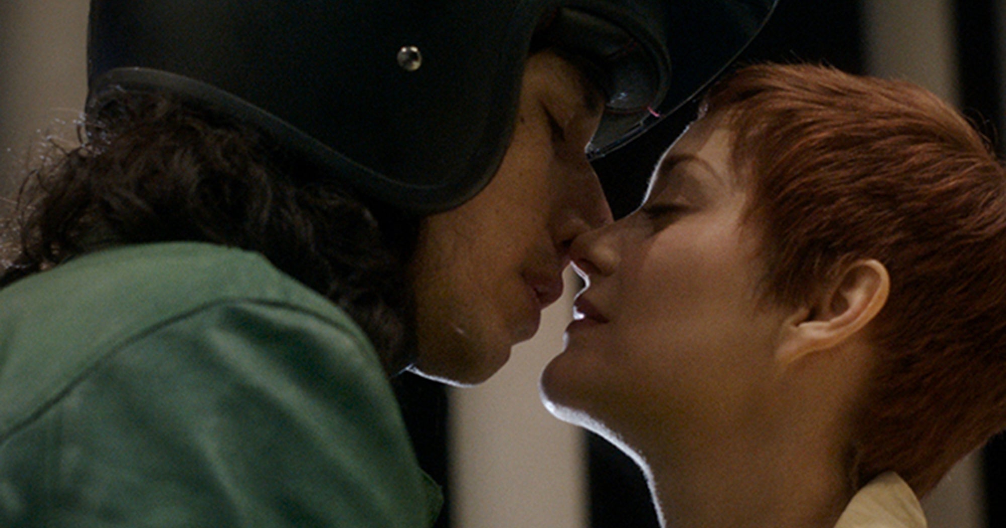 Adam Driver &amp; Marion Cotillard Movie Trailer