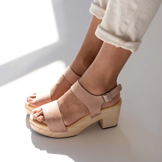 Open toe clog sandals top