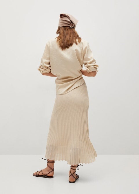 Knit skirt mango top