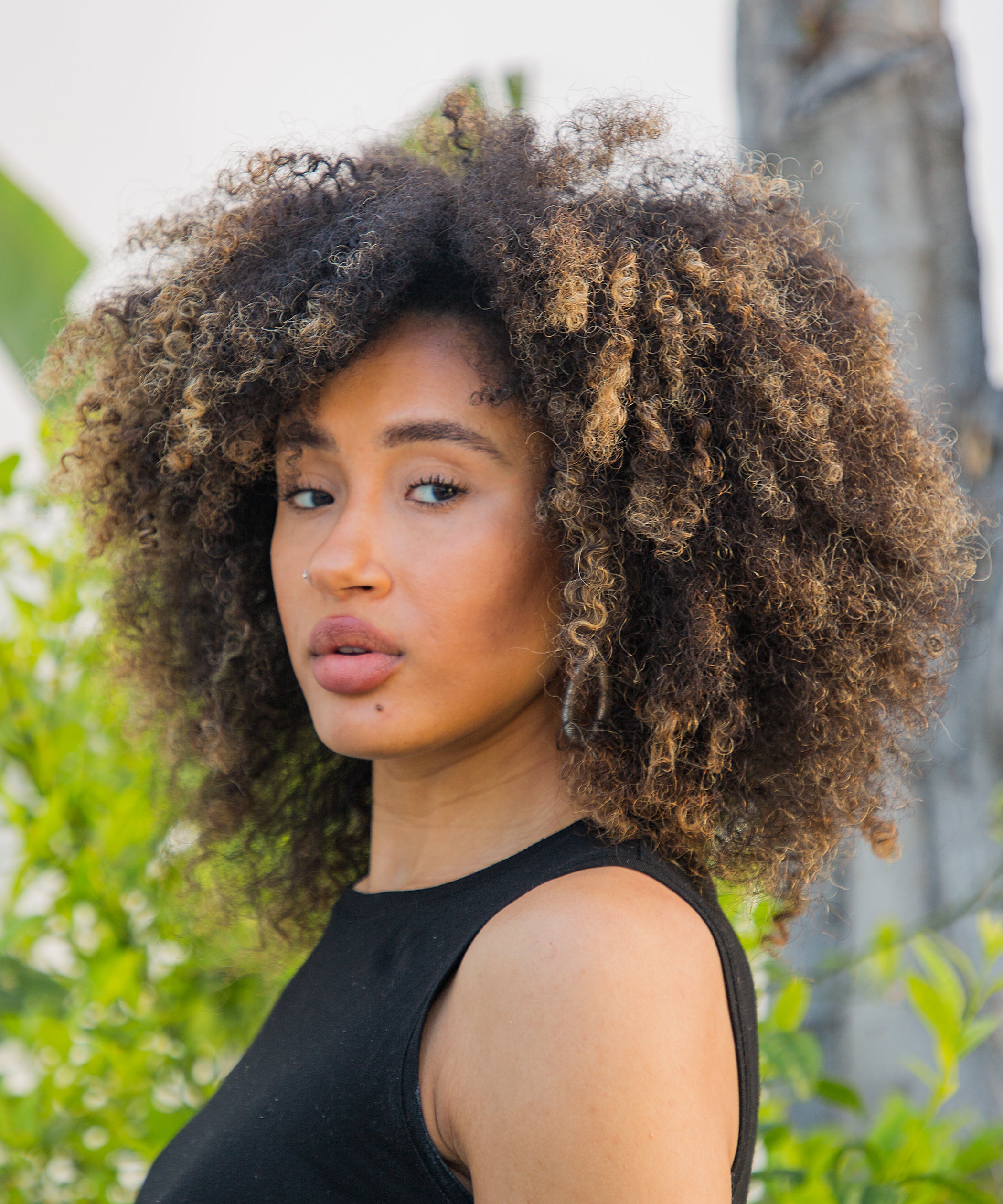 Brown Curly Hair To Blonde With Highlights & Cute Style