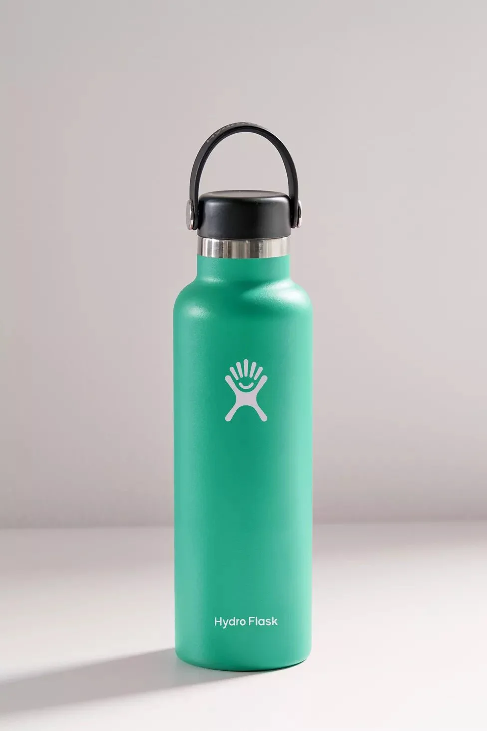 Hydro Flask + Standard Mouth 21 oz Water Bottle