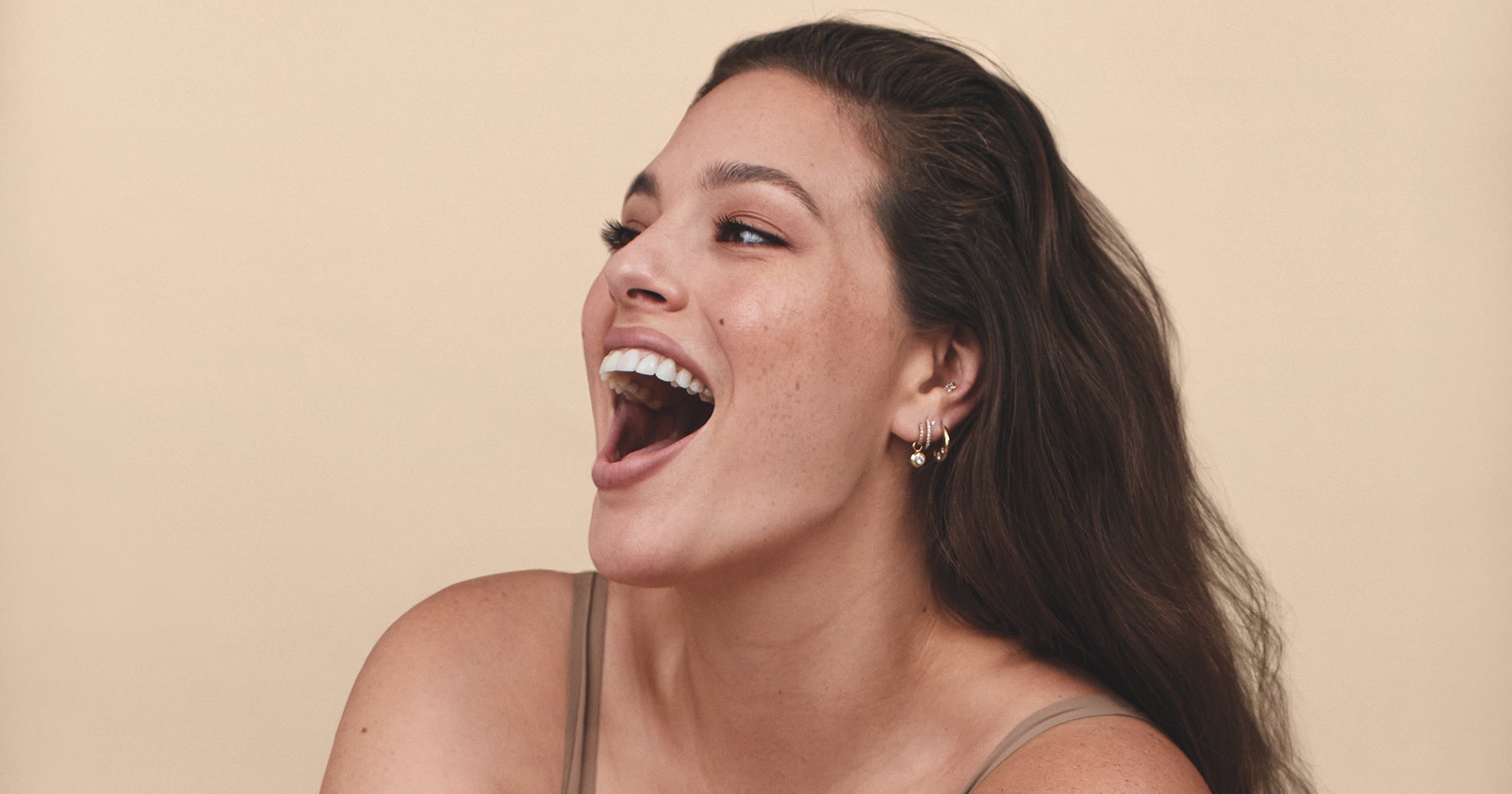 Ashley Graham Body Hair & Care Flamingo New Collection(01)