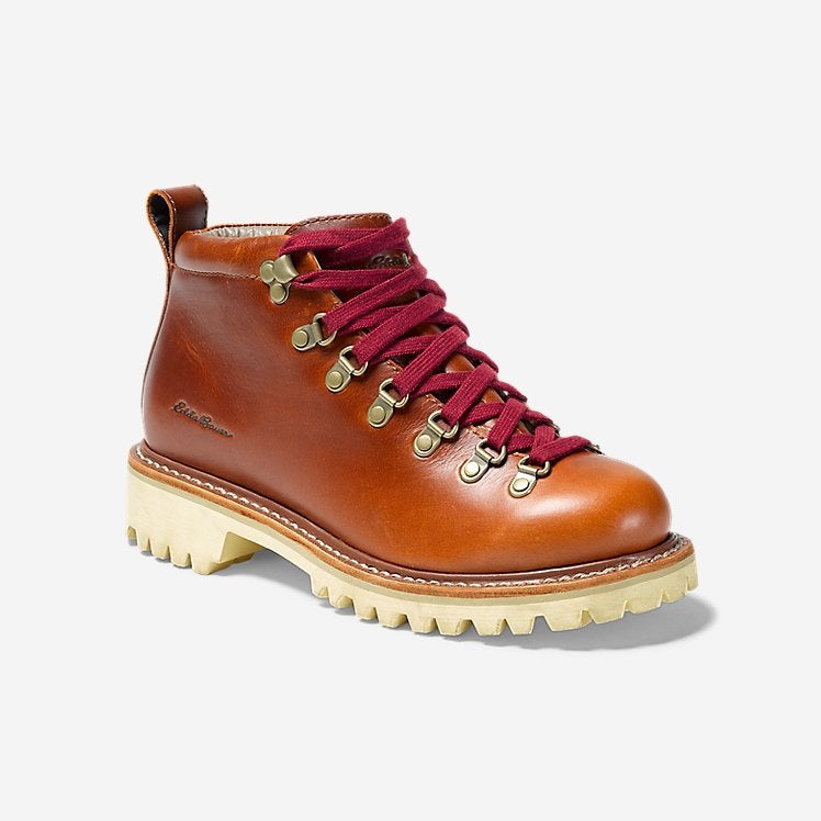 The 10 most fashionable hiking boots - Vogue Scandinavia