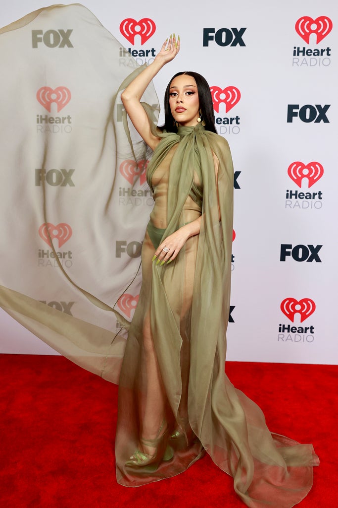 Bare-All Fashion Was The Biggest Trend On The iHeartRadio Awards Red Carpet