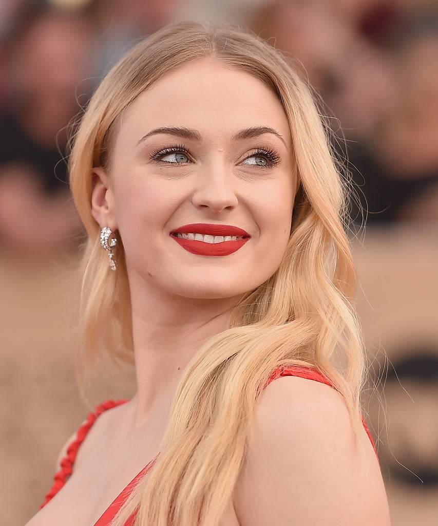 Sophie Turner Dyed Her Hair Red For The First Time Since Game Of Thrones