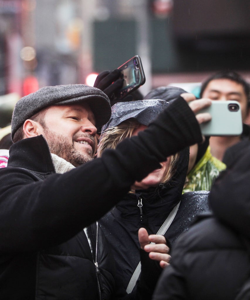 #SelfiesWithDonnie