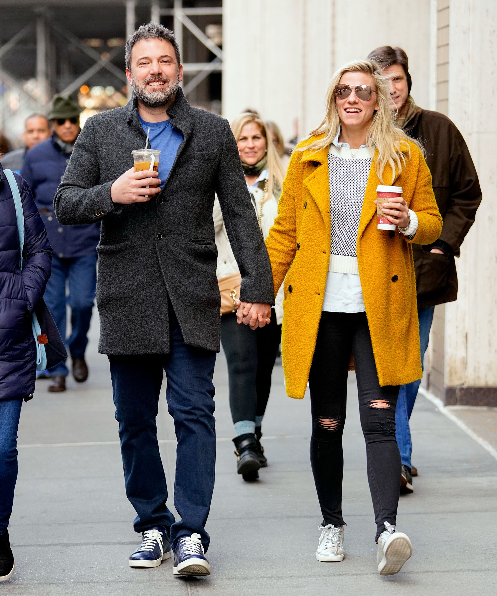 Jennifer Lopez Ben Affleck Exes Are Hanging Out